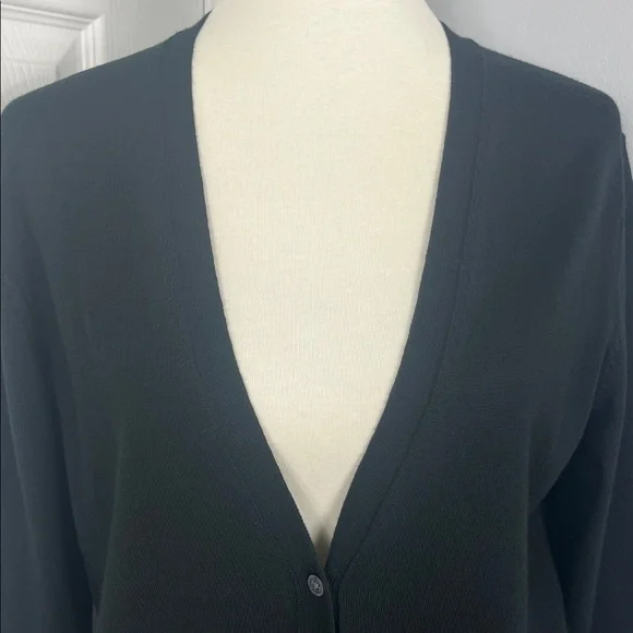 Banana Republic 100% Merino Wool Cardigan Sweater - Picture 3 of 10